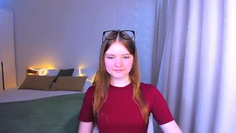 Snapshot of charminglookeva chatting on 06.10.26 Im Eva online show from 06.10.26