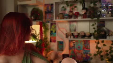 Snapshot of charmings_054 chatting on 01.30.25 Belle and Miley online show from 01.30.25