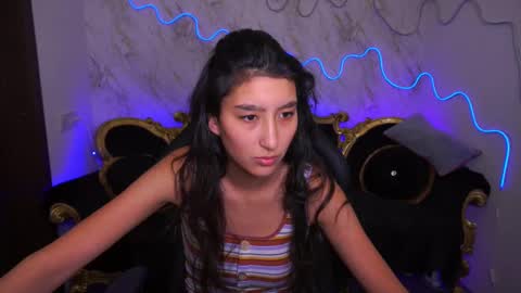 Snapshot of charmmocco chatting on 02.05.25 SweetMoco online show from 02.05.25