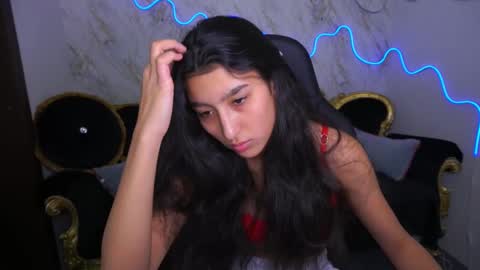 Snapshot of charmmocco chatting on 02.10.25 SweetMoco online show from 02.10.25