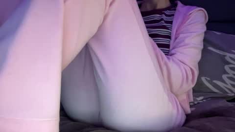 Snapshot of chase_vicky chatting on 04.19.26 Vicky online show from 04.19.26