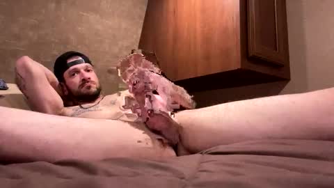 Snapshot of chaserandall1264 chatting on 11.18.25 chaserandall1264 online show from 11.18.25