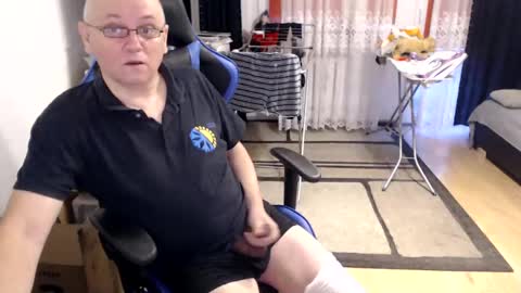 Snapshot of chatskor chatting on 02.03.25 Egor Skornyakov online show from 02.03.25