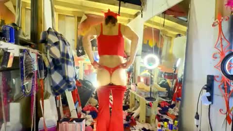 Snapshot of chavezechavez4207 chatting on 11.18.25 MasterPRO online show from 11.18.25