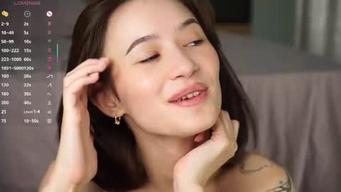 Snapshot of chee_cha chatting on 07.23.26 chicha online show from 07.23.26