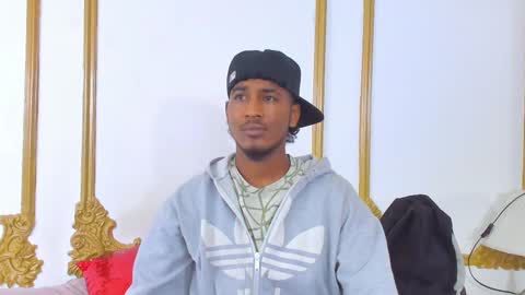 Snapshot of cheeto_333 chatting on 02.18.25 Cheeto online show from 02.18.25