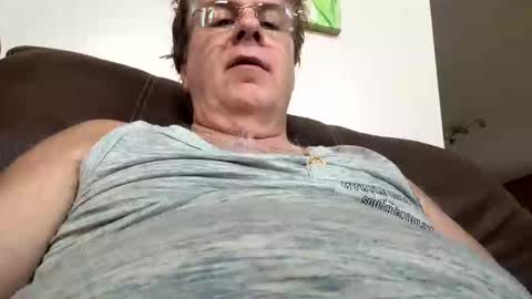 Snapshot of chefbrian36 chatting on 09.17.25 Chefbrian36 online show from 09.17.25