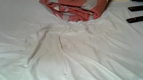 Keve Meddy online show from 03.07.26