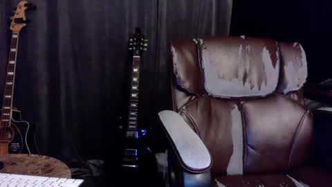 Snapshot of chemicalrain9876 chatting on 10.10.25 chemicalrain9876 online show from 10.10.25