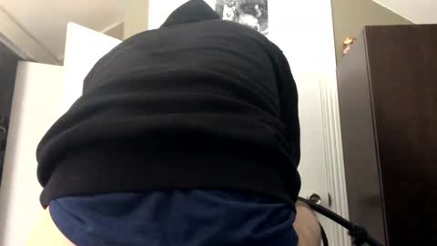 Snapshot of chenovich chatting on 02.13.25 chenovich online show from 02.13.25