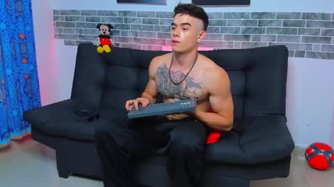 Snapshot of chepe_fit chatting on 01.24.25 chepe vause online show from 01.24.25