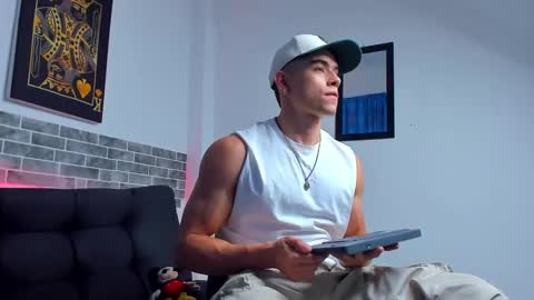 Snapshot of chepe_fit chatting on 02.16.25 chepe vause online show from 02.16.25