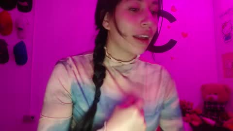 Snapshot of cherry_hc chatting on 02.08.25 Nezumy Rey online show from 02.08.25