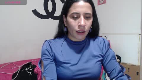 Snapshot of cherry_hc chatting on 11.05.25 Nezumy Rey online show from 11.05.25