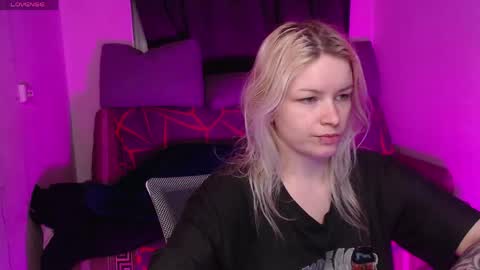 Snapshot of cherry_night666 chatting on 05.22.26 Morty online show from 05.22.26