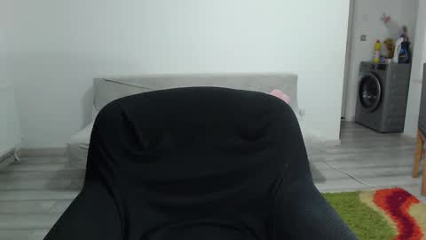 Sherry online show from 10.08.25