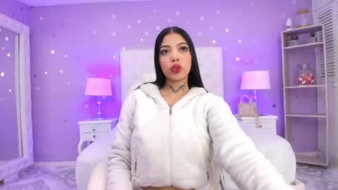 Sussan Cherry  online show from 02.20.25