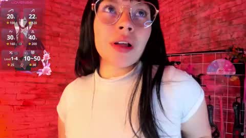 Snapshot of cherry_xoxx chatting on 10.04.25     online show from 10.04.25