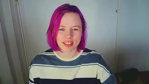 Snapshot of cherrybaby_0 chatting on 02.14.26 cherrybaby_0 online show from 02.14.26