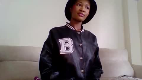 Cherryblossom2002 online show from 02.13.26