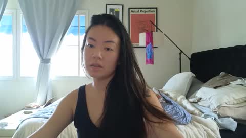 Miss Cherry online show from 12.20.25