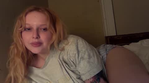 Snapshot of cherrykitten11 chatting on 02.27.26 cherrykitten11 online show from 02.27.26