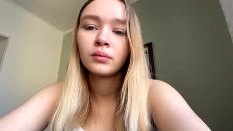 Snapshot of cherryleija chatting on 01.15.26 Lei online show from 01.15.26