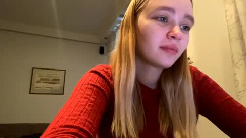 Snapshot of cherryleija chatting on 04.21.26 Lei online show from 04.21.26