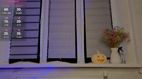 Lysia online show from 10.18.25