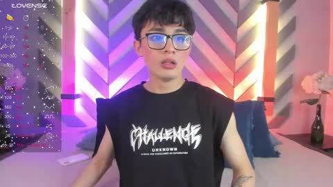 Snapshot of cherryy_boy chatting on 02.21.25 Matias online show from 02.21.25