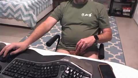 chesbayboy online show from 11.04.25