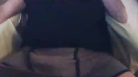 Snapshot of cheslongss chatting on 11.28.25 Ches Long online show from 11.28.25