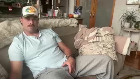 Snapshot of chetbosworth chatting on 09.24.25 Cheta online show from 09.24.25