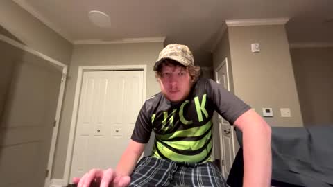 Snapshot of chevycamaro1978 chatting on 12.22.24 chevycamaro1978 online show from 12.22.24