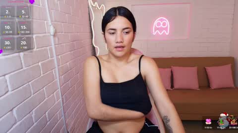 Snapshot of chiara_tay chatting on 12.27.24 Chiara online show from 12.27.24