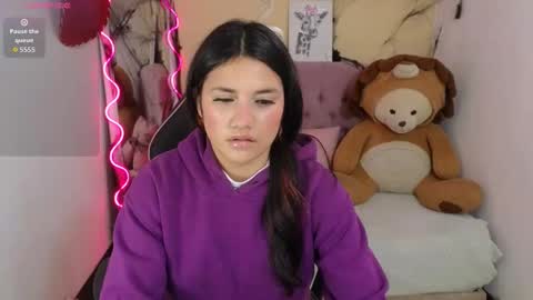 Snapshot of chiara_tay chatting on 10.26.25 Chiara online show from 10.26.25