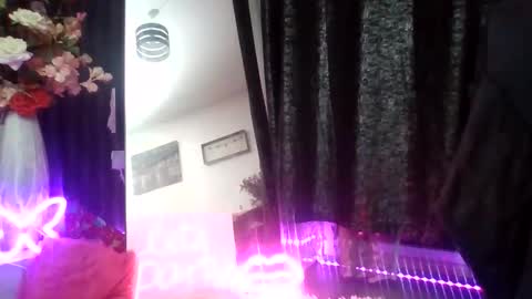 Snapshot of chicababe29 chatting on 03.15.26 Chicababe29 online show from 03.15.26