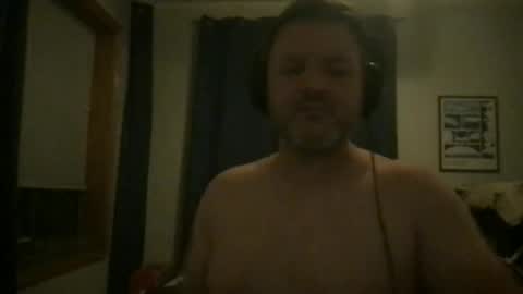 Snapshot of chicagoguy7183 chatting on 06.02.26 chicagoguy7183 online show from 06.02.26