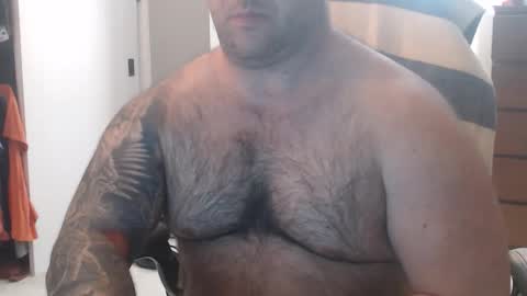Snapshot of chicagoguy86 chatting on 05.06.26 Chicagoguy86 aka Benny Cooper online show from 05.06.26
