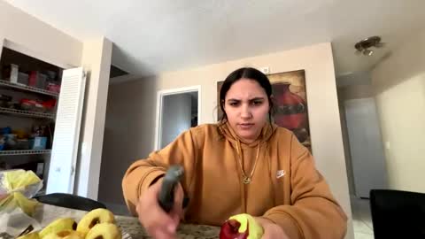 chicalikesfun online show from 11.12.25