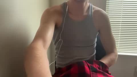 chill_fit_guy online show from 05.18.26