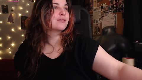 Saya online show from 10.15.25