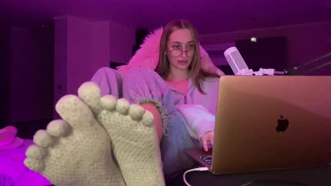 Goddess Vika - owner of all ur money online show from 12.24.24