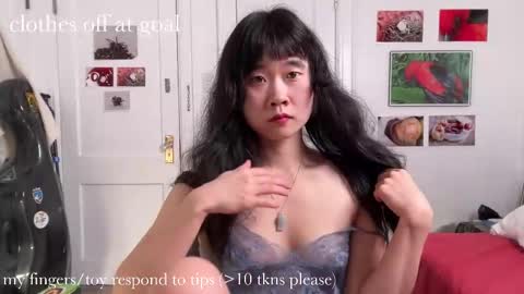 Snapshot of chiloschista chatting on 03.03.25 judith online show from 03.03.25