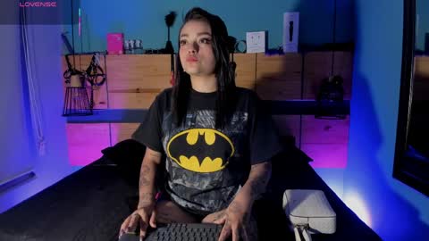 Chloeallennn  online show from 04.12.26