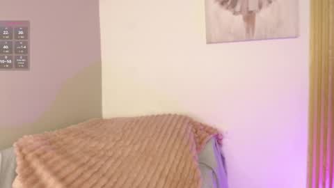 chloe_peach_ online show from 04.17.26