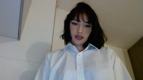 cloes  online show from 10.24.25