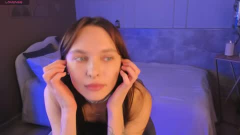 Snapshot of chloe_sunny chatting on 03.31.26 Chloe online show from 03.31.26