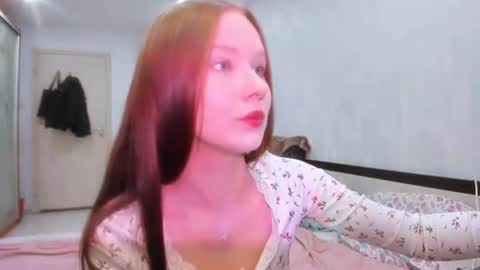 chloe wifey online show from 11.14.25