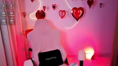 Snapshot of chloebum_ chatting on 02.13.26 Chloe online show from 02.13.26